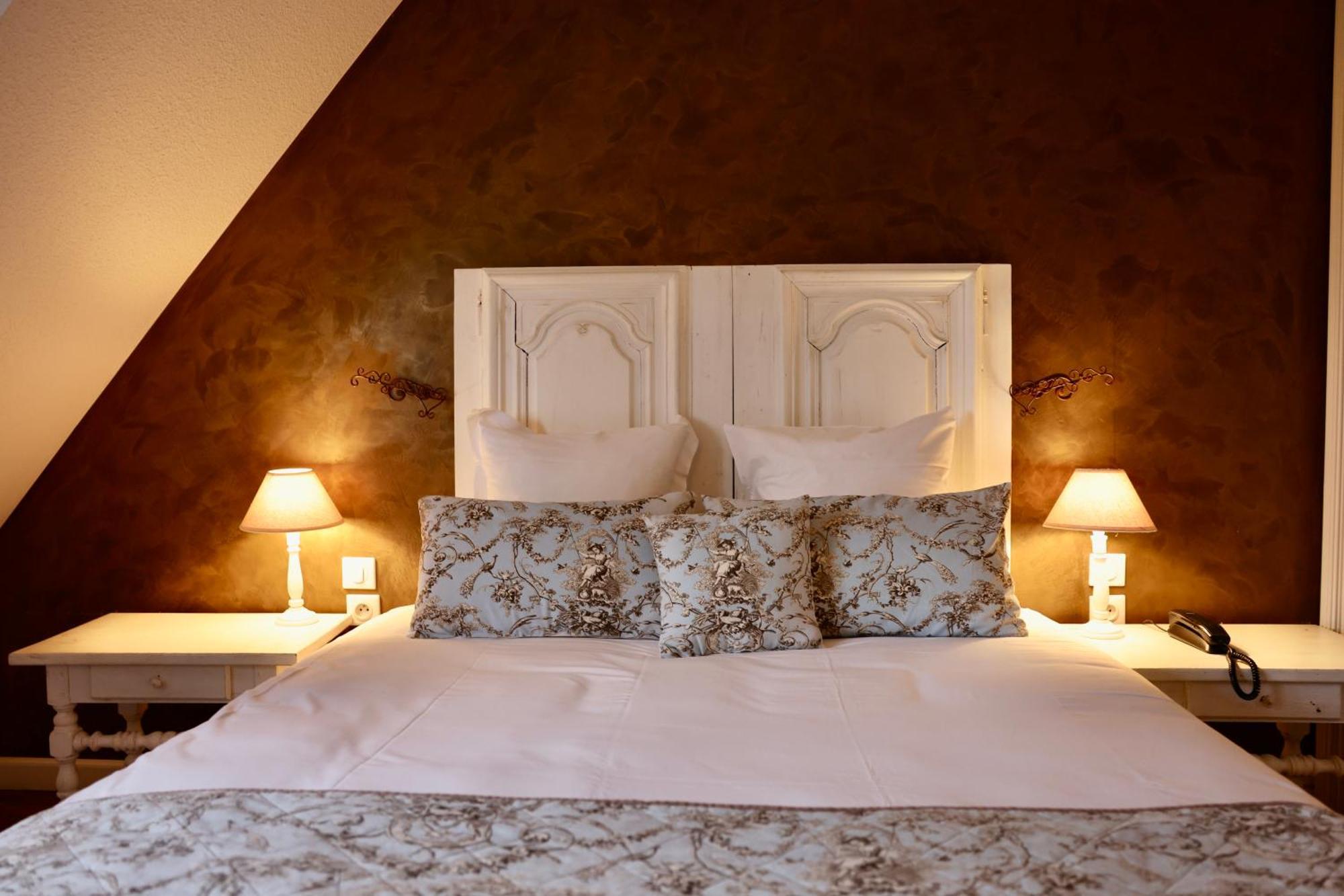 Hotel Restaurant Verger Des Chateaux, Route Des Vins Haut-Koenigsbourg Dieffenthal Ngoại thất bức ảnh