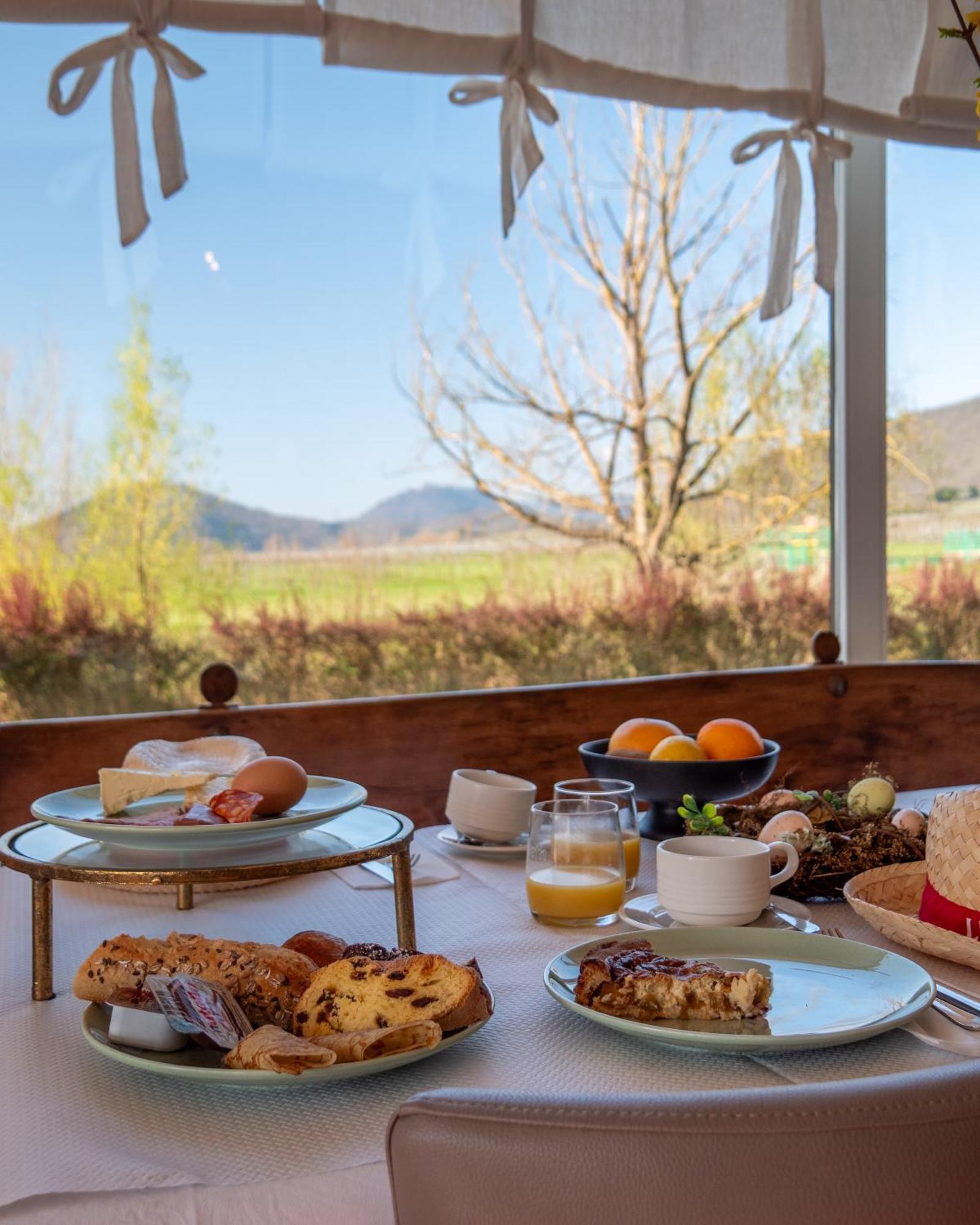 Hotel Restaurant Verger Des Chateaux, Route Des Vins Haut-Koenigsbourg Dieffenthal Ngoại thất bức ảnh